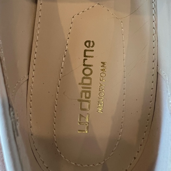 NEW Black Croc-Embossed Block Heel Loafers Size 7.5 | Old Money Classic - Picture 5 of 7